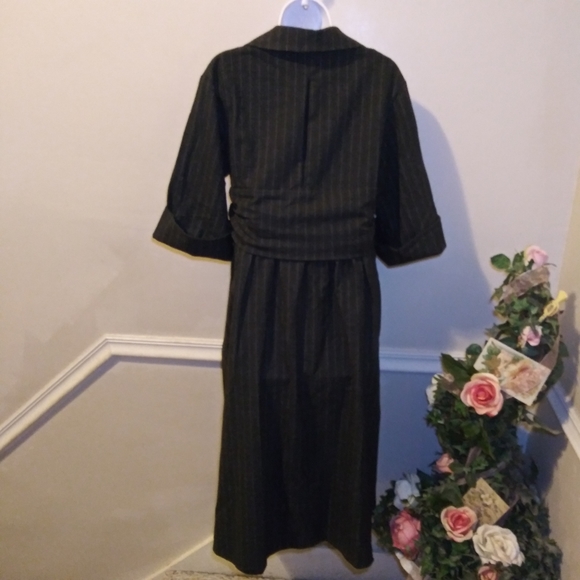 Isabella Oliver Gray-White Pinstripe Tie Waist Maternity Dress - Picture 5 of 11